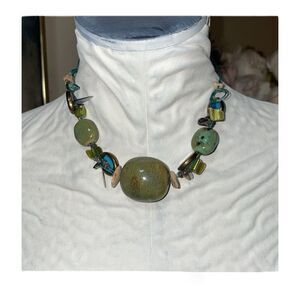 Premier Designs Island Girl necklace